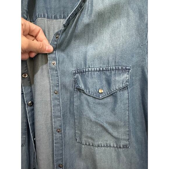 Velvet Heart Women's Blue Denim Blouse Button Front Tunic Top Size Medium - Picture 6 of 6